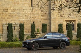 Maserati Levante GranSport Side